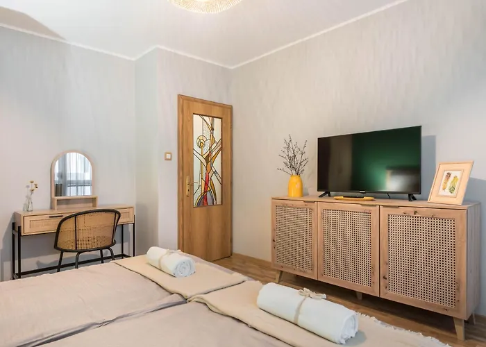 Vera Sweet 瓦爾納